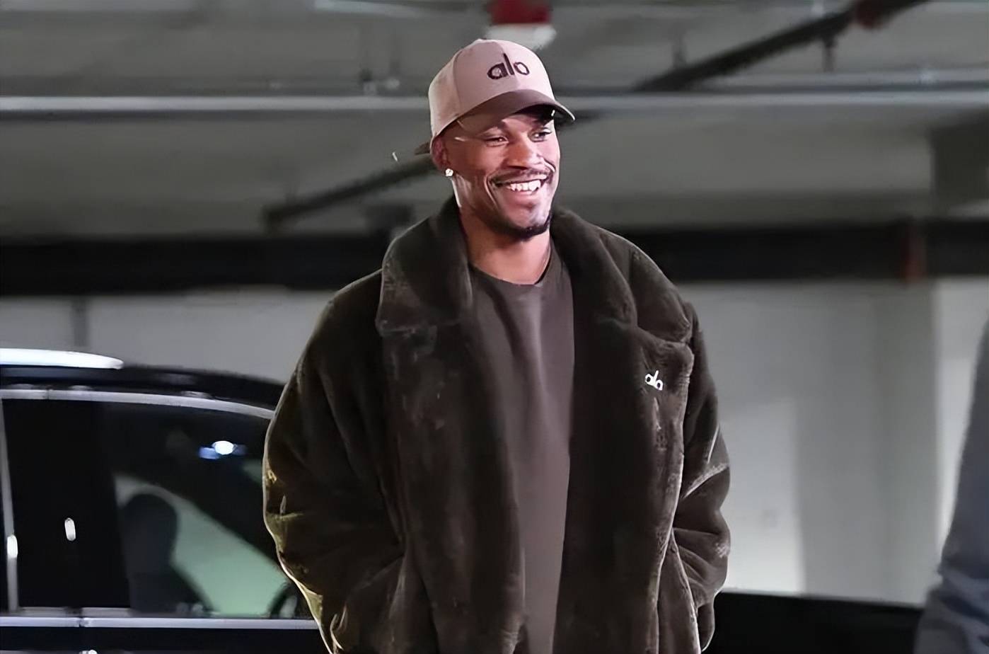 开云-关于巴特勒回归赛场，关键助攻首场状态亮眼，法国队观众沸腾！的信息